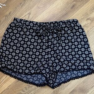 About A Girl Black and White Floral Shorts